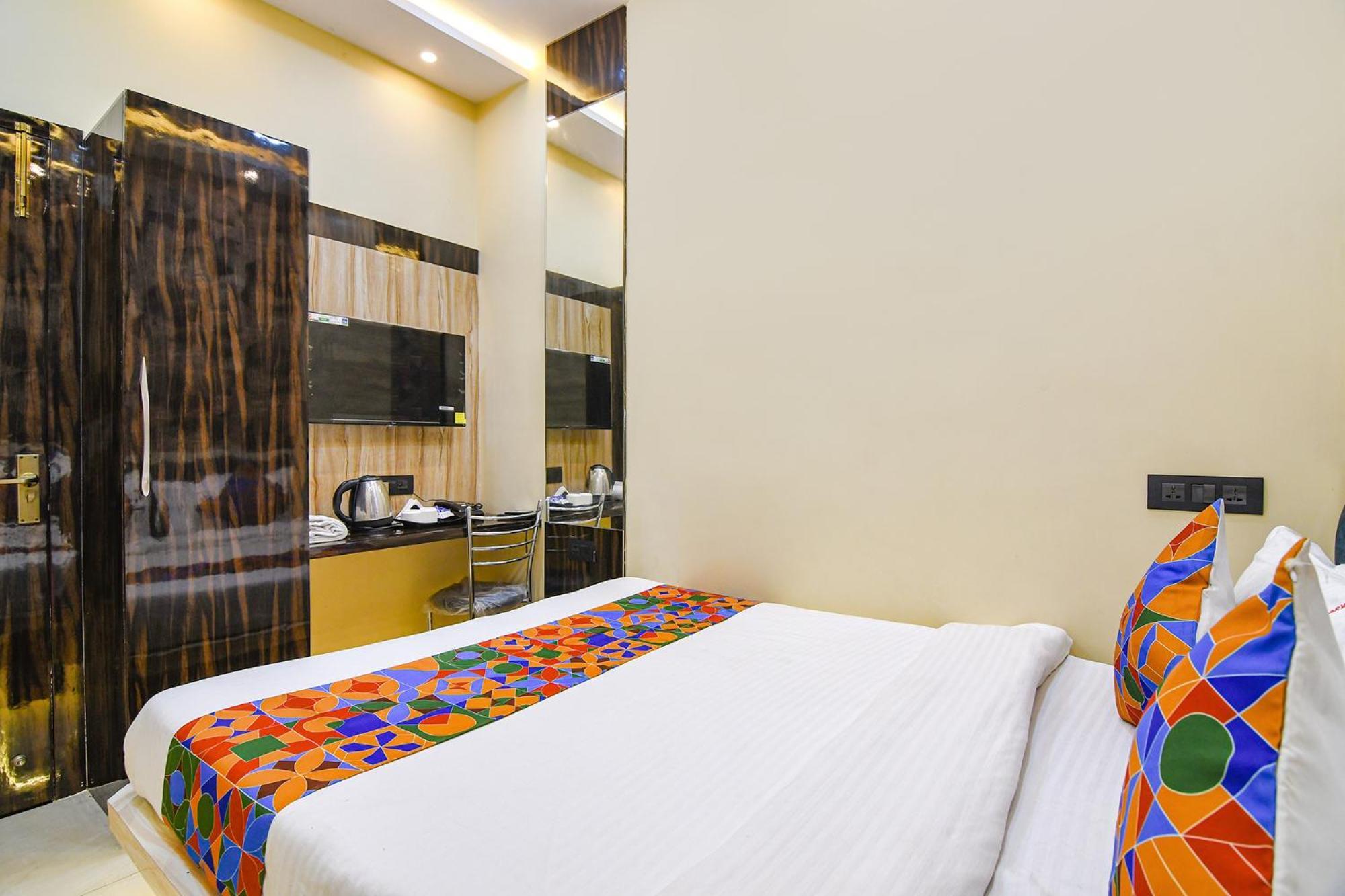 Fabhotel Royal Park Inn - Nr Eden Garden Stadium Kalkuta Zewnętrze zdjęcie
