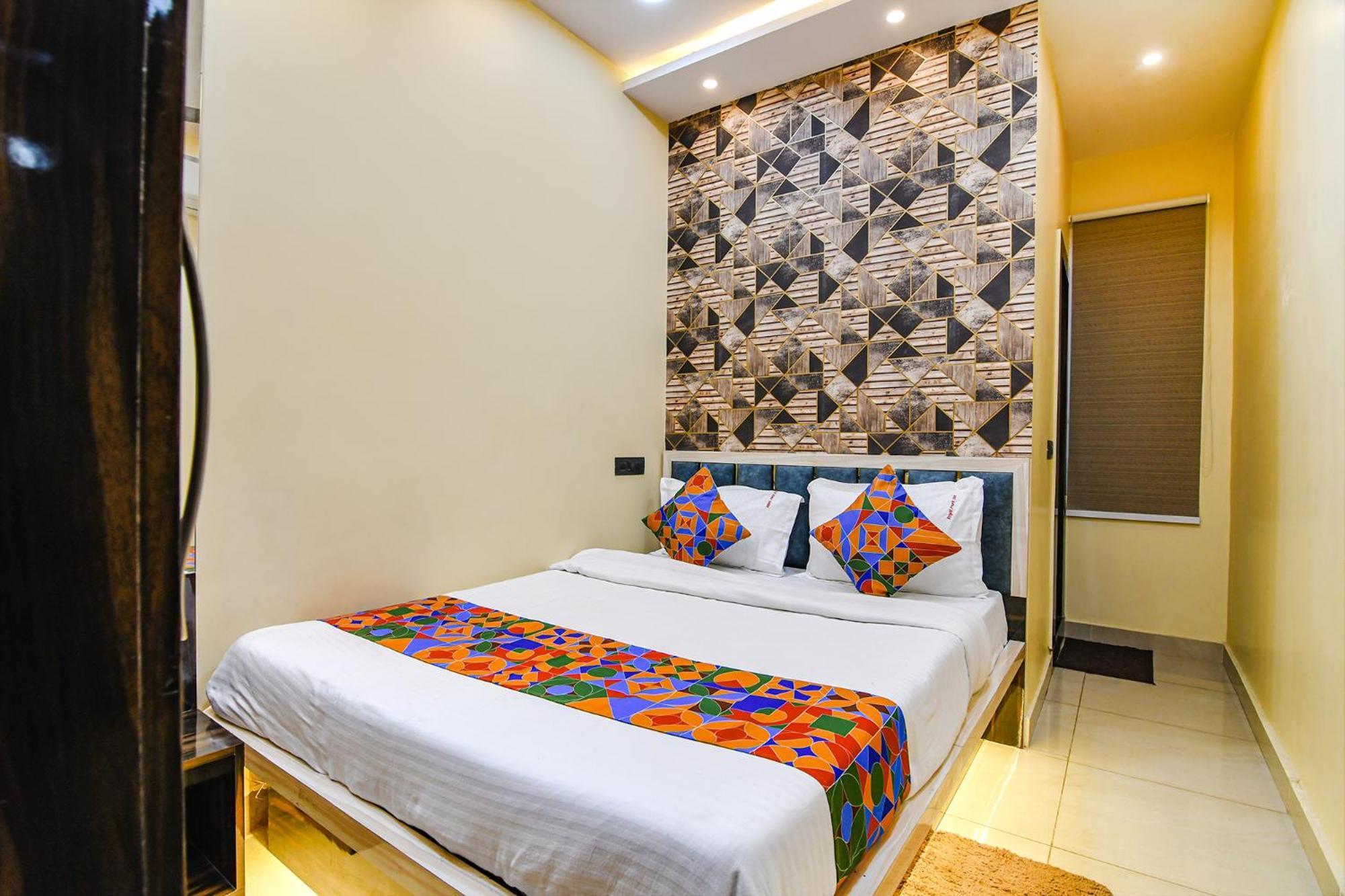 Fabhotel Royal Park Inn - Nr Eden Garden Stadium Kalkuta Zewnętrze zdjęcie
